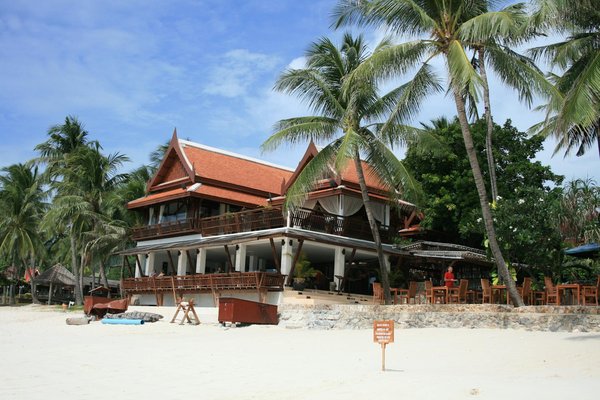 Uncover Edinburgh's Top Festivals Celebrating Scottish Poetic Heritage